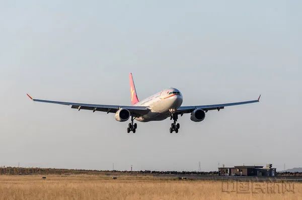 飛機8（1）.jpg